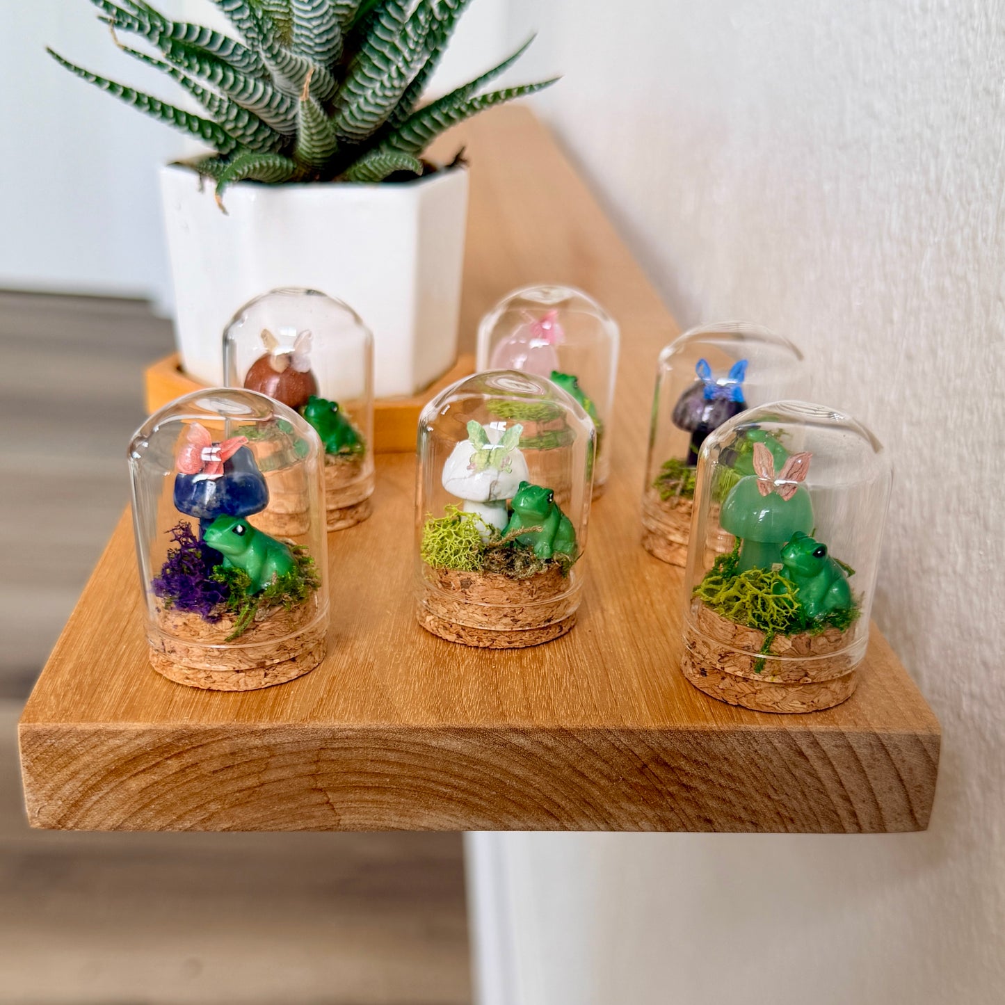 Mini Crystal Mushroom & Frog Terrarium | Handmade Moss Terrarium | Cottagecore Decor | Fairy Garden Display | Choose Your Crystal