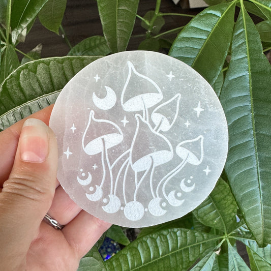 Mushroom Moon Phase Engraved Selenite Charging Plate