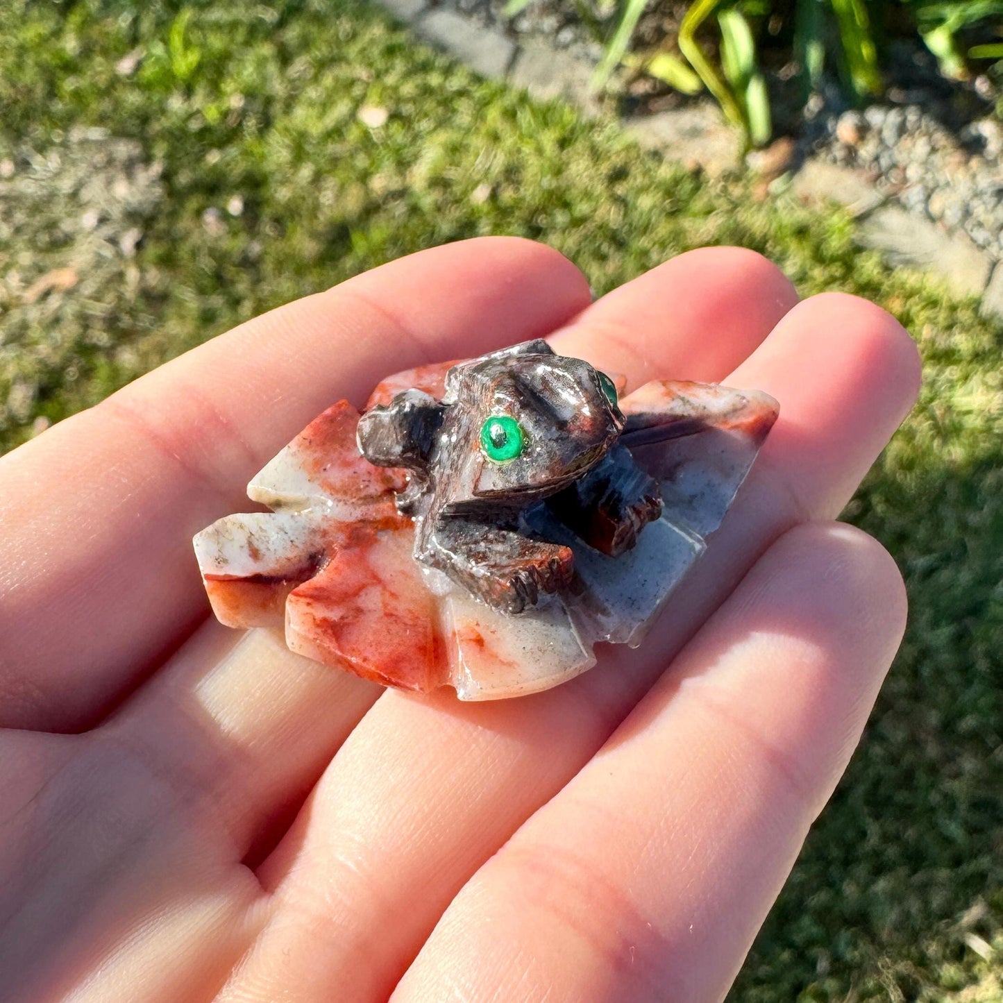 Frog on Lily Pad - Soapstone Animal Carving